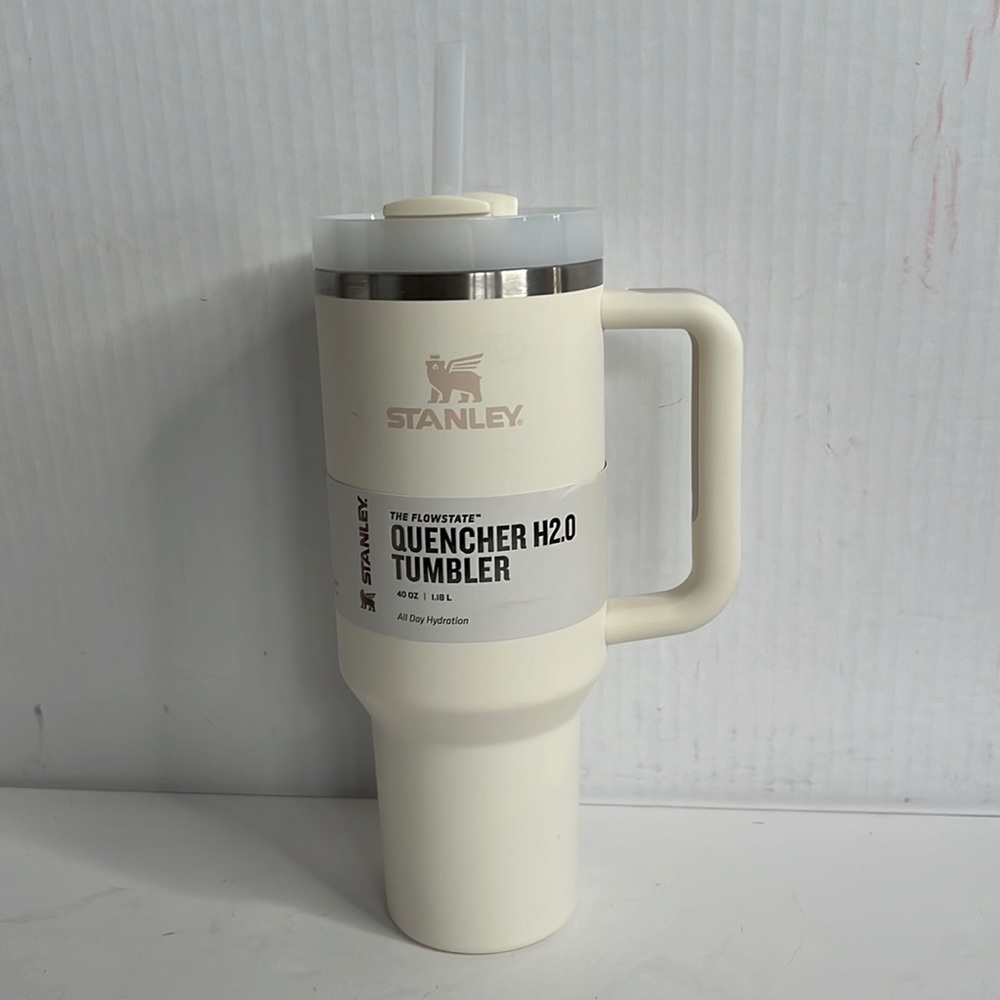 Stanley 40 oz. Cream Quencher H2.0 FlowState Tumbler